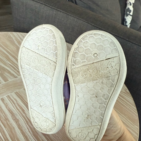 Cat & Jack|Baby girl lavender ditsy floral sneakers with easy slip on Velcro••• - Picture 8 of 8